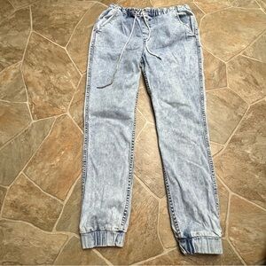 Forever 21 Premium Denim Jogger Jeans Womens Small Acid Wash Elastic Waist